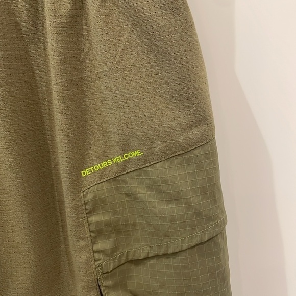 Lululemon WovenAir High-Rise Hiking Short 4"—Great!!  Like New Condition! Size 6 - Picture 6 of 10
